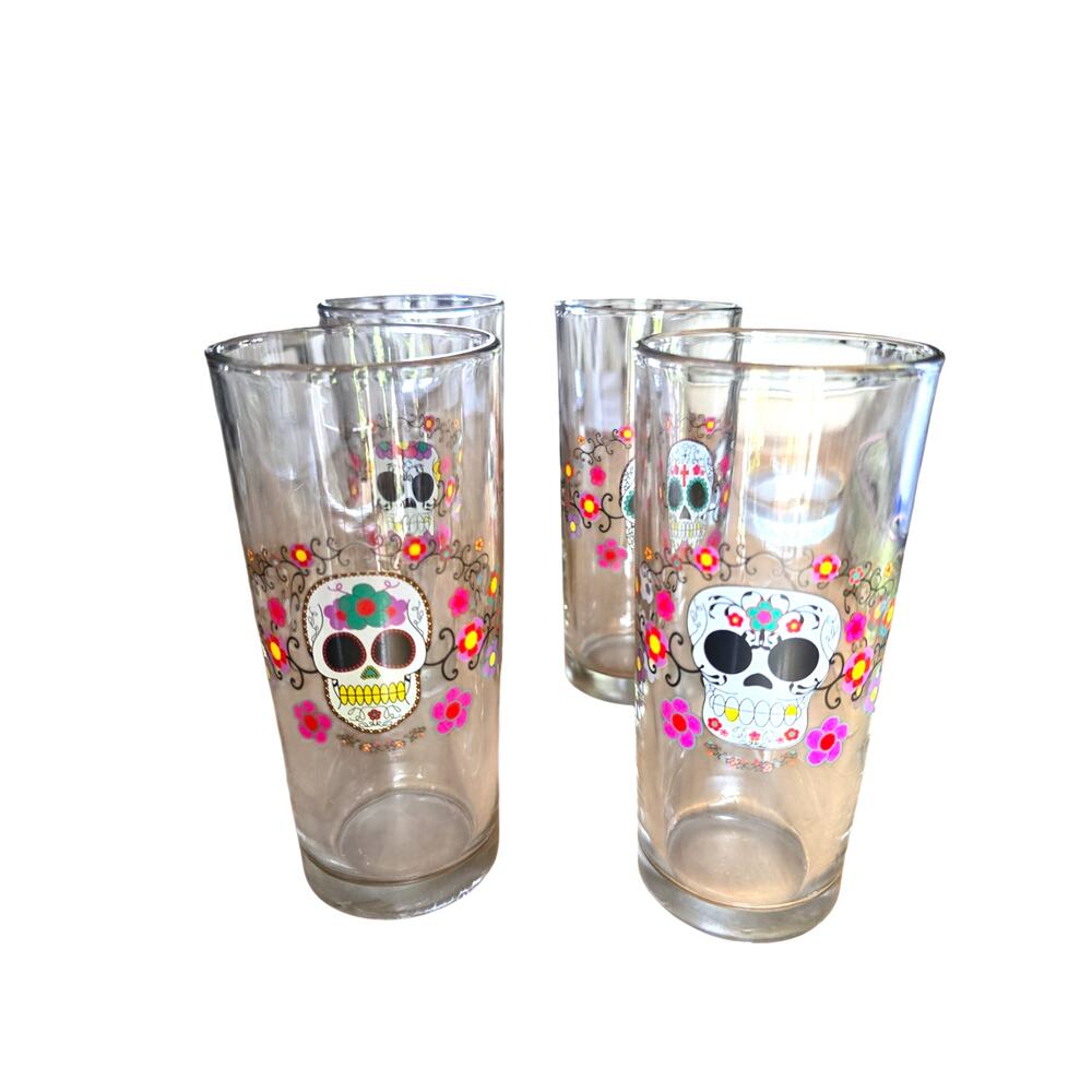 Shooter Skulls Day of The Dead 8 oz. Glasses Set of 4 Dia de Los Meurtos